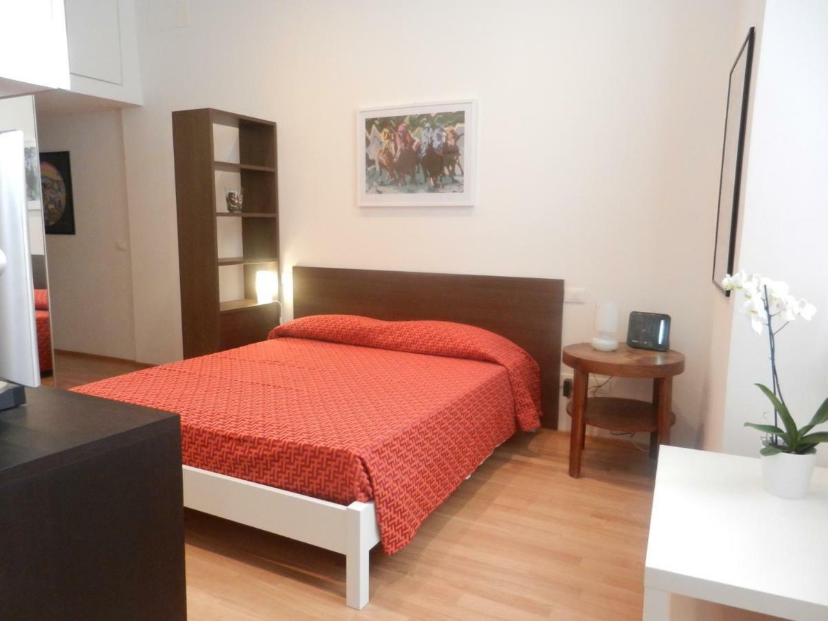 Central Guesthouse La Spezia Ngoại thất bức ảnh