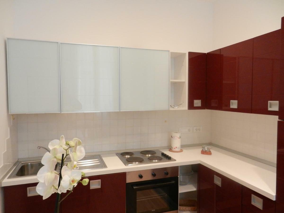 Central Guesthouse La Spezia Ngoại thất bức ảnh